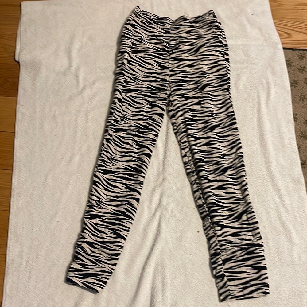 H&M pants size small pre-owned